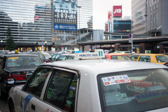 横浜駅 ﾖｺﾊﾏ のタクシー乗り場情報をタクドラが徹底解説 たくのり